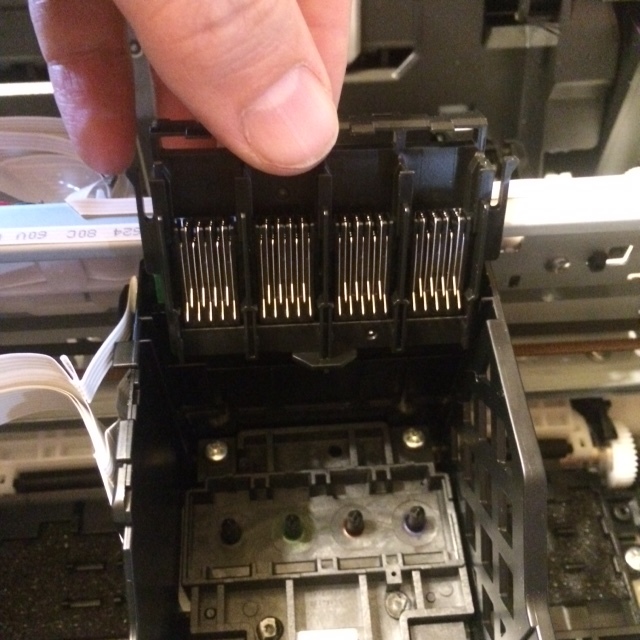 Thumbnail for File:EPSON XF-320 Teardown carriage inktank.jpg